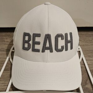 G/FORE Golf BEACH Snapback Hat - Newport Beach County Club - White & Black - EUC